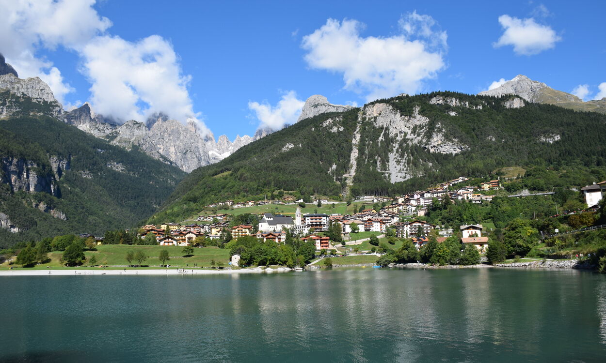 Residence Molveno 3 Stars AlpenRose - Between Lake Molveno and the Brenta Dolomites in Trentino