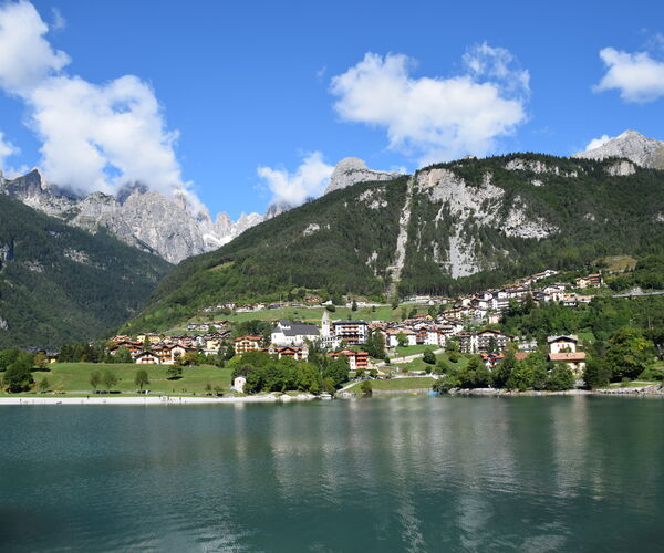 Residence Molveno 3 Stars AlpenRose - Between Lake Molveno and the Brenta Dolomites in Trentino